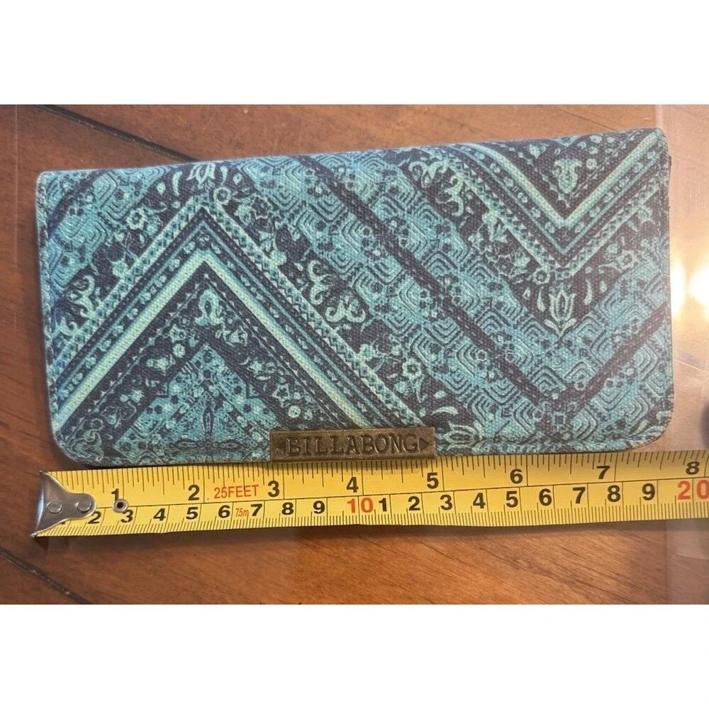 Y2K Billabong Cloth Wallet Blue Teal Floral 90s Snap Close 7.5”x4” Read